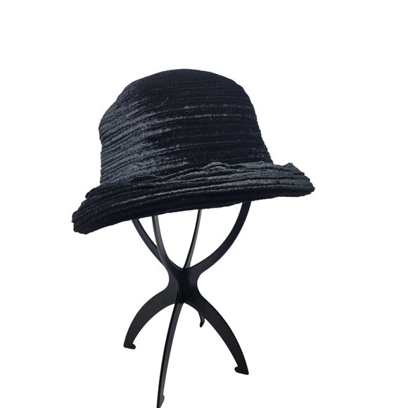 Retro 20s 30s Black Velvet Cloche Hat Ribbed Texture‎ Flexible Brim Elegant Chic - Picture 7 of 7